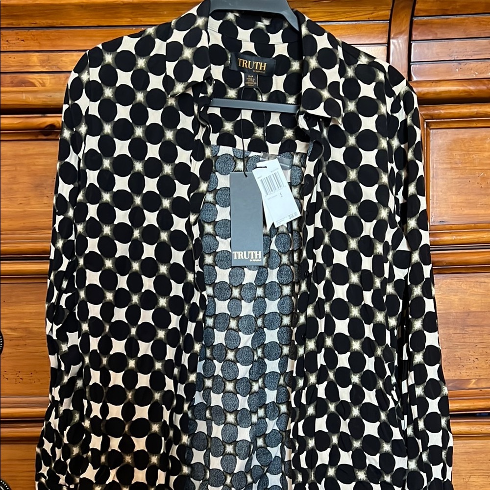 Truth by Republic, Black and light tan (cream) Women's blouse.